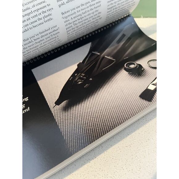 TESTORS Model Building And Finishing Guide By Gordon McComb 1989 RARE Fast Ship - Picture 5 of 8